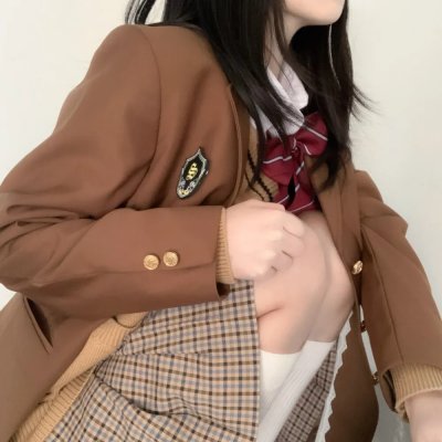 27件礼服的秘密